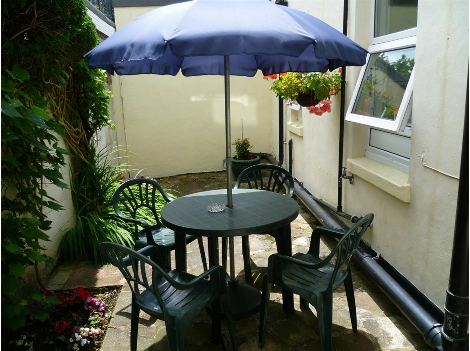 Sandy Bay Guest House Bournemouth Exterior photo
